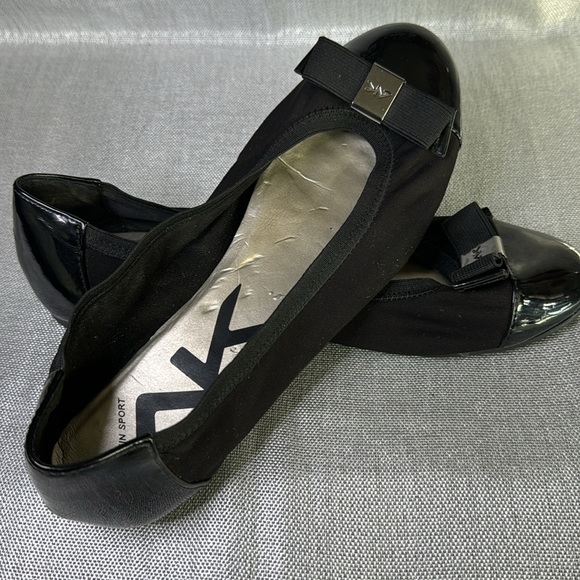 ANNE KLEIN WOMENS SPORT FLAT BLACK SHOES SIZE 81/2 USED IN GOOD CONDITION. - Picture 4 of 8